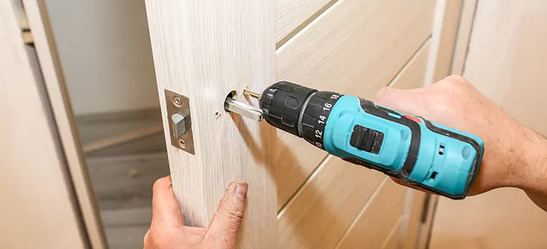 Old Door Knob Repair in East End, Ontario