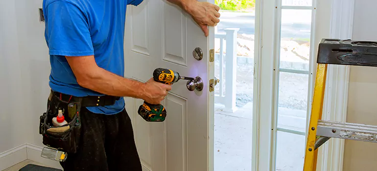 Car Door Lock Repair in Centretown, ON